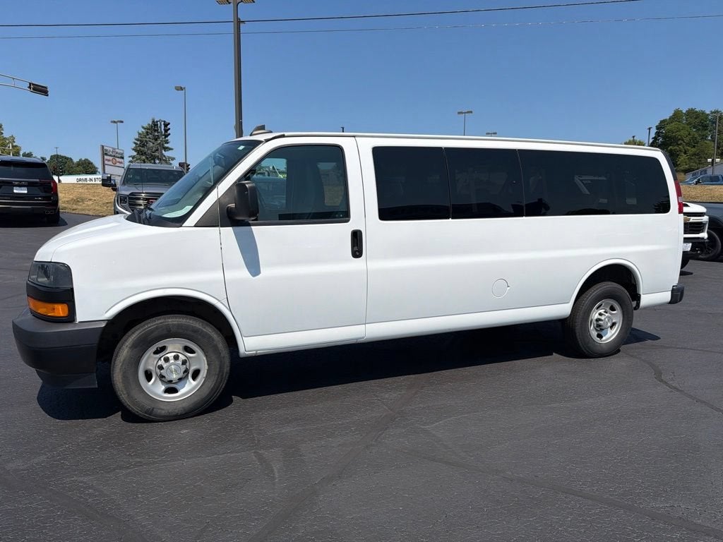 2023 Chevrolet Express Passenger 3500