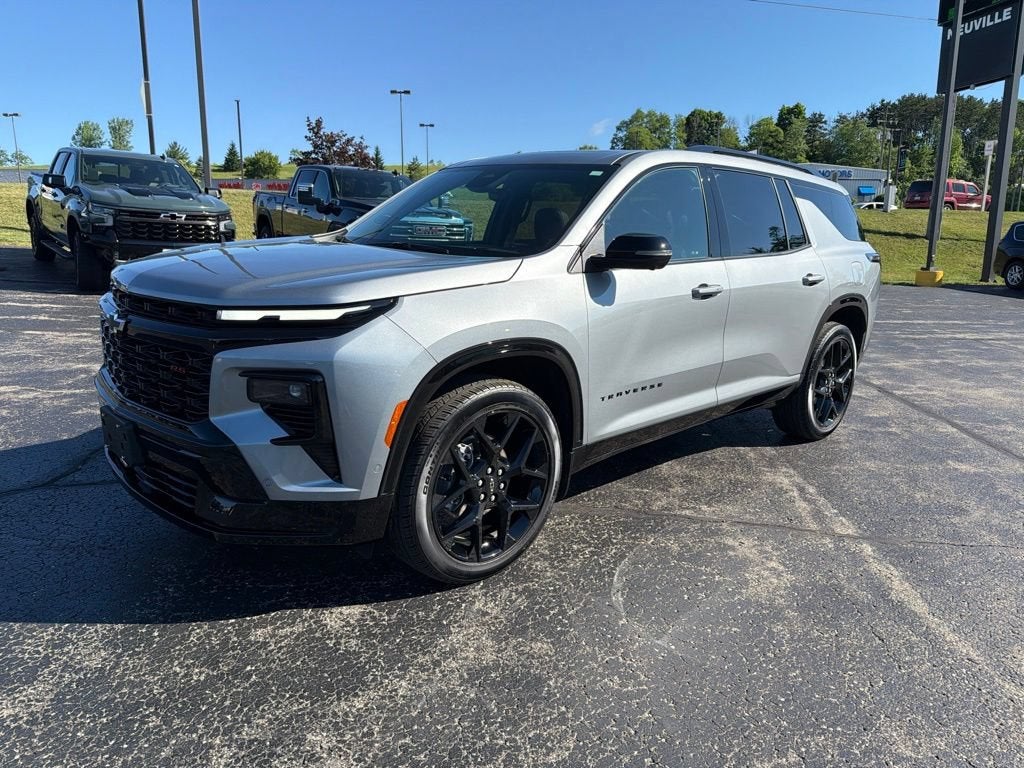 2024 Chevrolet Traverse RS in Sterling Gray Metallic — front three-quarter view