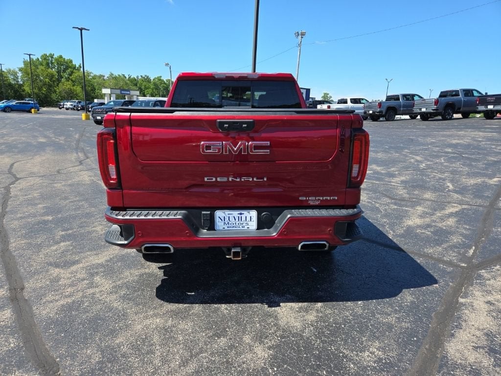 2023 GMC Sierra 1500 — detail view