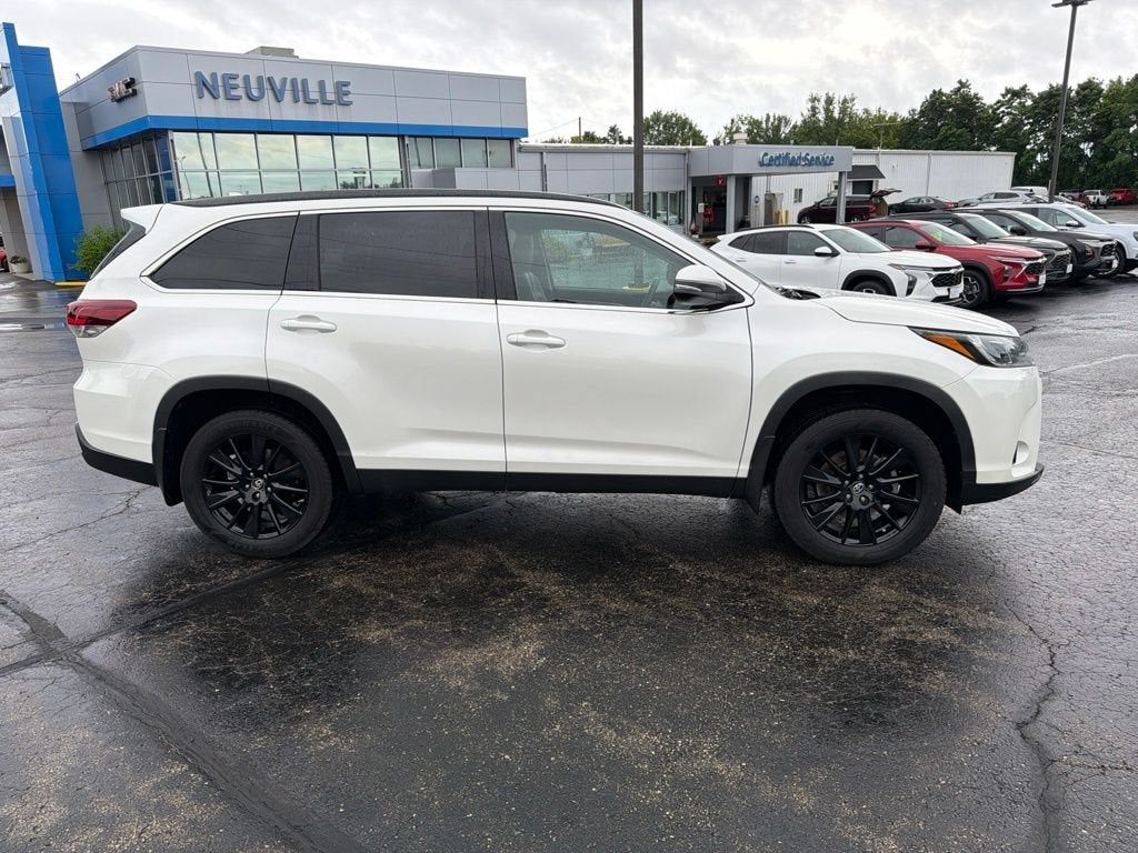 2019 Toyota Highlander — side profile view